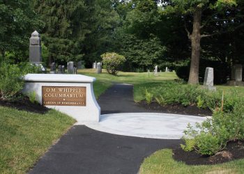 Entrance-to-OM-Whipple-columbarium-and-remembrance-garden-350x250.jpg